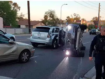 coche1.jpg coche1.jpg