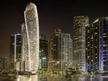 casas-aston-martin1.jpg casas-aston-martin1.jpg