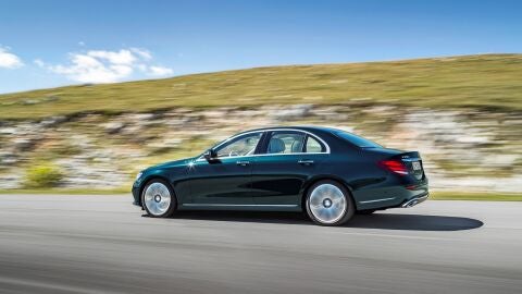 Mercedes-Benz_Clase E220d