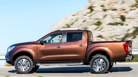 nissan-np300-navara34