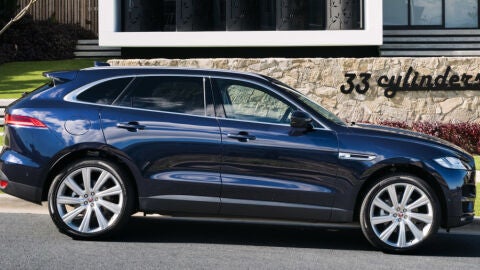 f-pace2