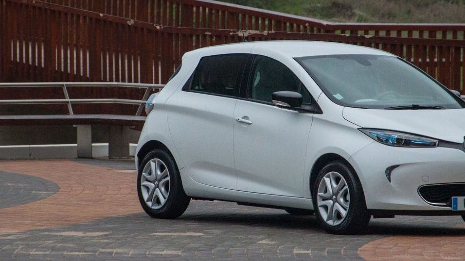 Renault Zoe Z E 40 Toma De Contacto Con Un Utilitario Electrico De 400 Km De Autonomia