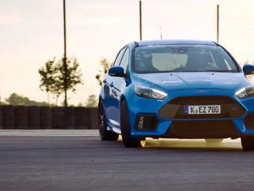 ford-focus-rs-drift-0116-00.jpg ford-focus-rs-drift-0116-00.jpg