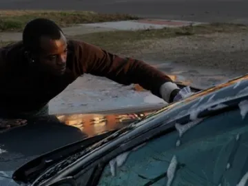 lavar1.jpg lavar1.jpg