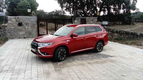 outlander_phev_rojo_izquierdo2