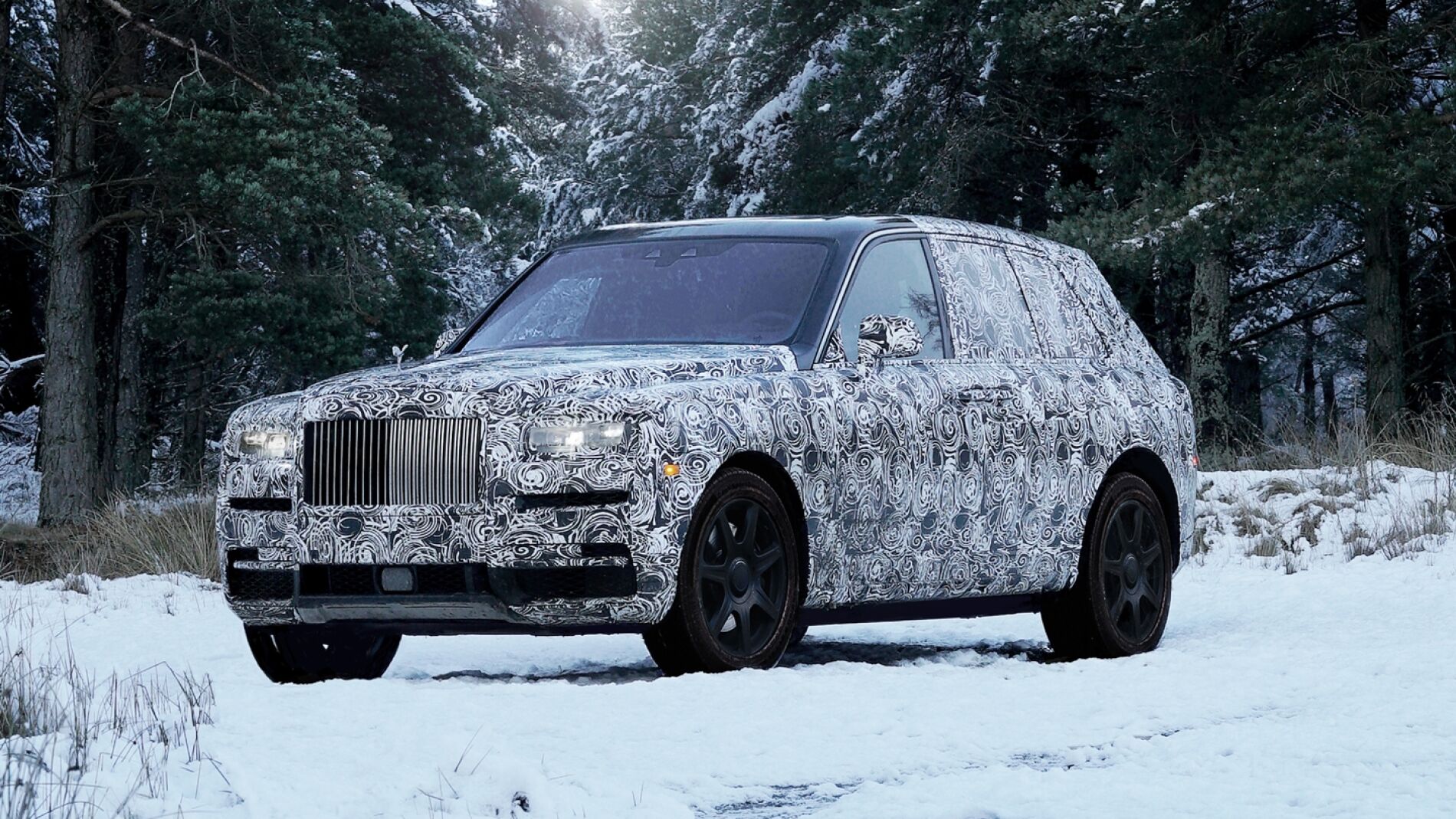 rolls-royce-cullinan-0218-003.jpg