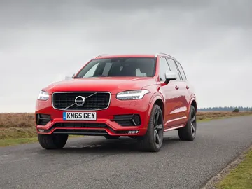 volvo-xc90-r-design-27112015-04.jpg volvo-xc90-r-design-27112015-04.jpg