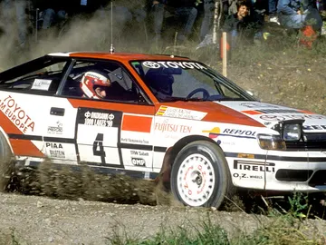 CarlosSainz1990RallyFinlandia.jpg CarlosSainz1990RallyFinlandia.jpg
