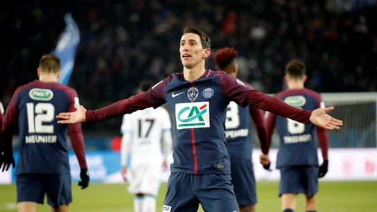 Di María celebra con la grada uno de sus goles con el PSG Di María celebra con la grada uno de sus goles con el PSG