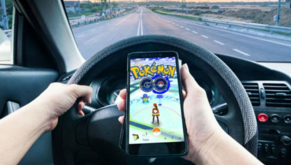 pokemon-go-en-el-coche-1024x768.jpg