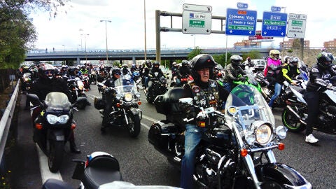 Angel_Nieto_marcha_puente_harley