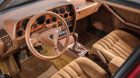 1989-Lancia-Thema-8.32-series-1-interior