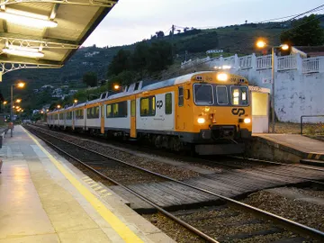 Comboios-Portugal-Vigo.jpg Comboios-Portugal-Vigo.jpg