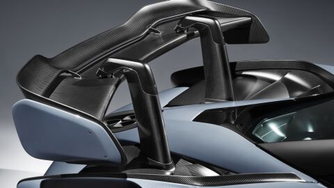 McLaren-Senna-victory-grey (3)