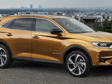 00ds_7_crossback_77.jpg 00ds_7_crossback_77.jpg