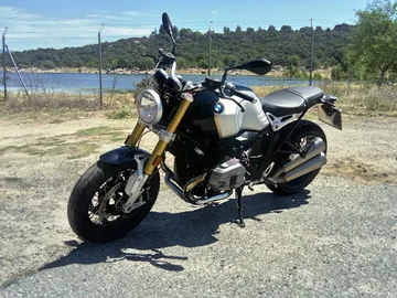 nineT_lateral_izquierdo_delantera_pantano.jpg nineT_lateral_izquierdo_delantera_pantano.jpg