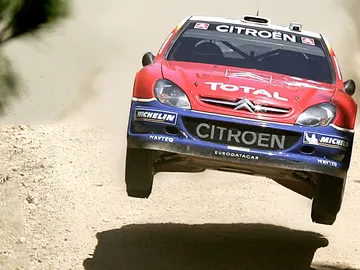 FrancoisDuvalRallyAustralia2005Salto.jpg FrancoisDuvalRallyAustralia2005Salto.jpg