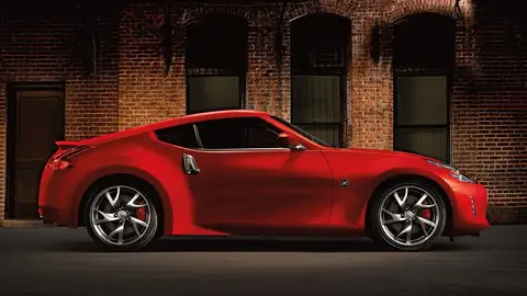 370z-design-side-view-red.jpg.ximg_.l_full_m.smart_.jpg Nissan 370Z