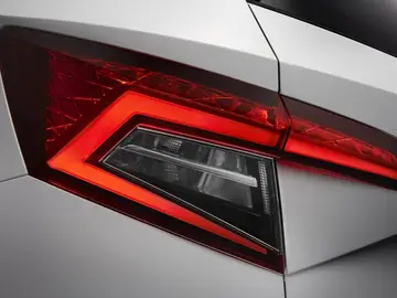 skoda-karoqi2.jpg skoda-karoqi2