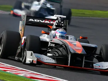 YujiKunimotoSuperFormula2016SuzukaRonda7.jpg YujiKunimotoSuperFormula2016SuzukaRonda7.jpg