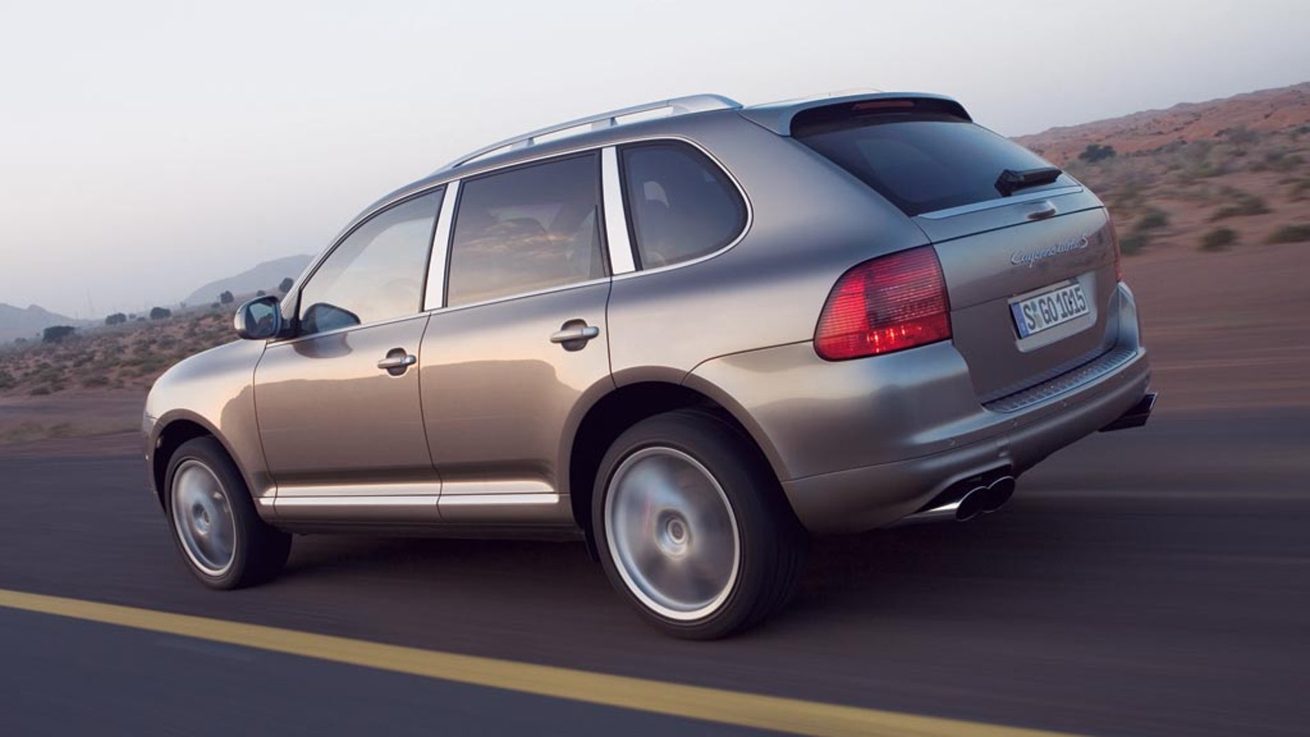 porsche_cayenne_turboS_manu-06_04.jpg