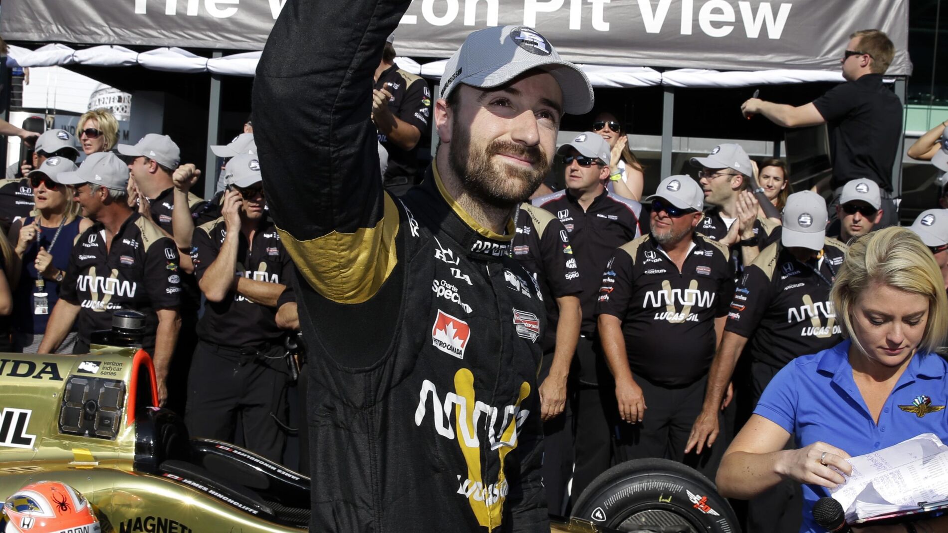 JamesHinchcliffePole2016Indianapolis.jpg