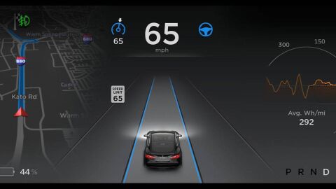 tesla-autopilot-1_portada