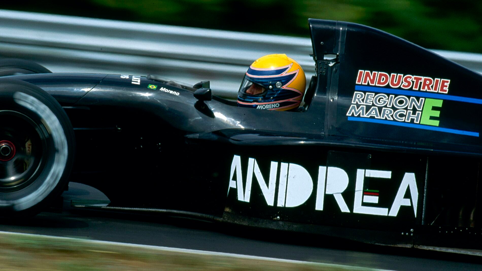 RobertoMorenoAndreaModa1992F1.jpg