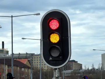 semaforo-radar-2016-01.jpg semaforo-radar-2016-01.jpg