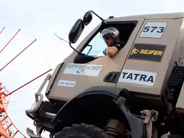 camiontatra.jpg camiontatra.jpg