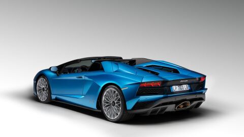 lamborghini-aventador-s-roadster-0917-004