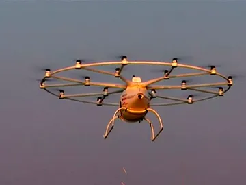 dron.jpg dron.jpg