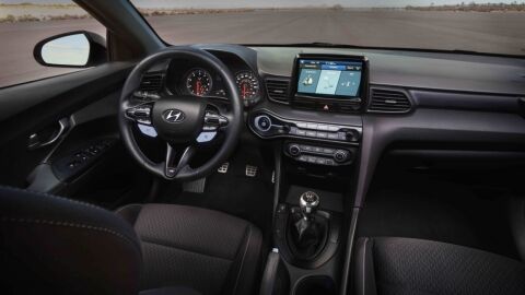 hyundai-veloster63