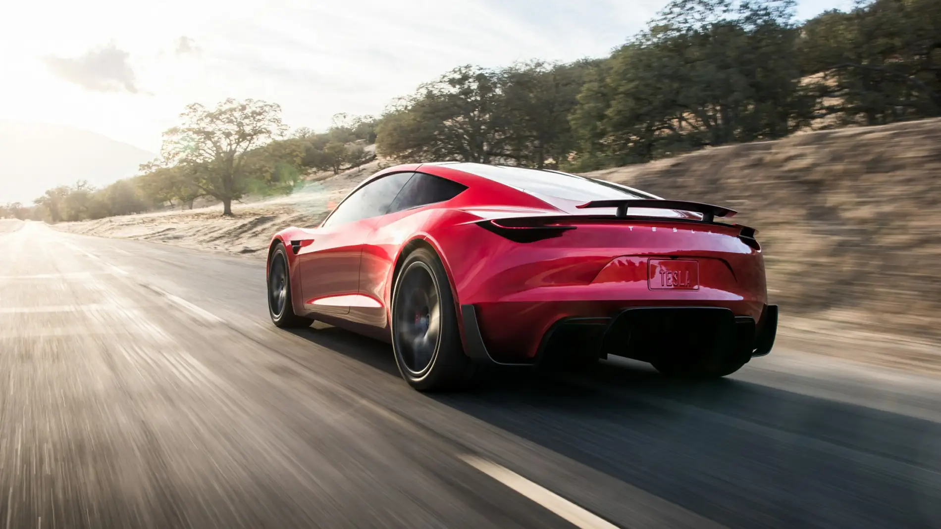 etiqueta Demostrar Prevención Así engulle asfalto el nuevo Tesla Roadster, ahora en vídeo