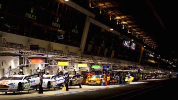 boxes-le-mans-2015.jpg