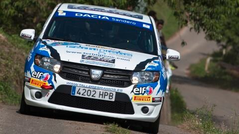 dacia-sandero-rallye-cup