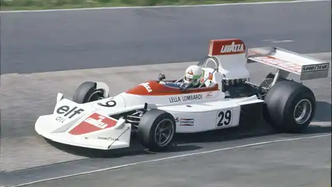 LellaLombardi1975.jpg Lella Lombardi 1975