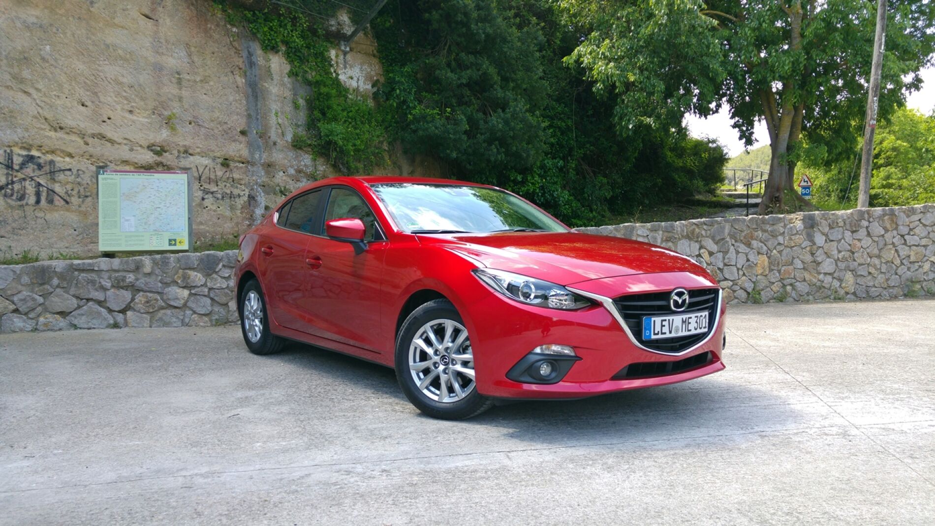 mazda-3-skyactiv-d-2016-18.jpg