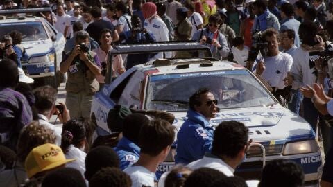 121 - Paris Dakar 1989. Peugeot 405 Turbo 16. ArrivŽe ˆ Dakar.