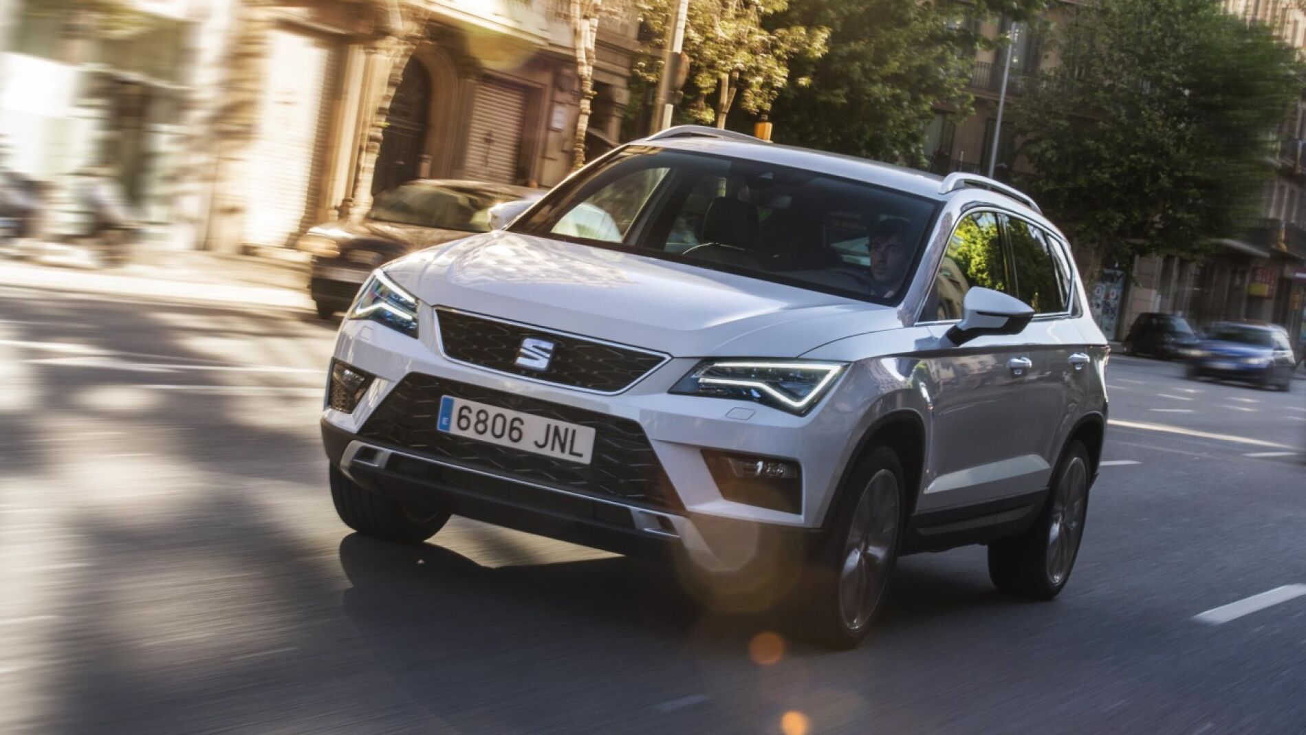 seat-ateca-suv35.jpg
