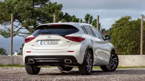 infiniti-q30-presentacion-3.jpg infiniti-q30-presentacion-3