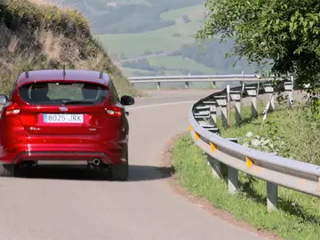 FOCUS-ST-LINE.png FOCUS-ST-LINE.png