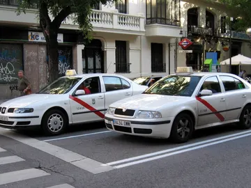 taxi-madrid-licencia-1117-01.jpg taxi-madrid-licencia-1117-01.jpg