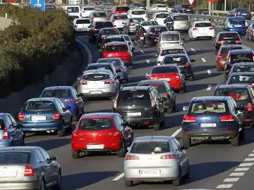 Europa-ir%C3%A1-prohibiendo-gradualmente-los-coches-contaminantes-en-ciudad.jpg Europa-ir%C3%A1-prohibiendo-gradualmente-los-coches-contaminantes-en-ciudad.jpg