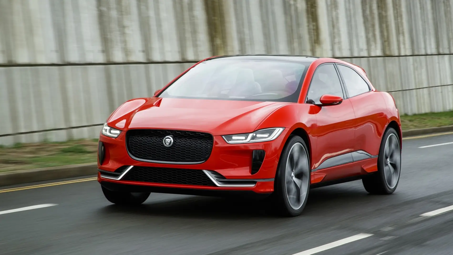 jaguar-i-pace-2017-010.jpg