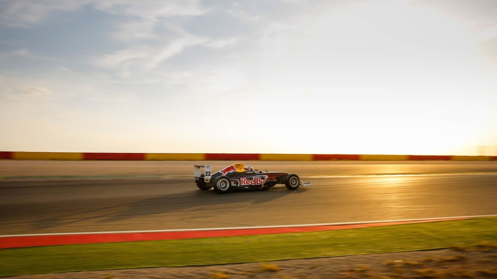 RichardVerschoorMotorland2016F4S.jpg
