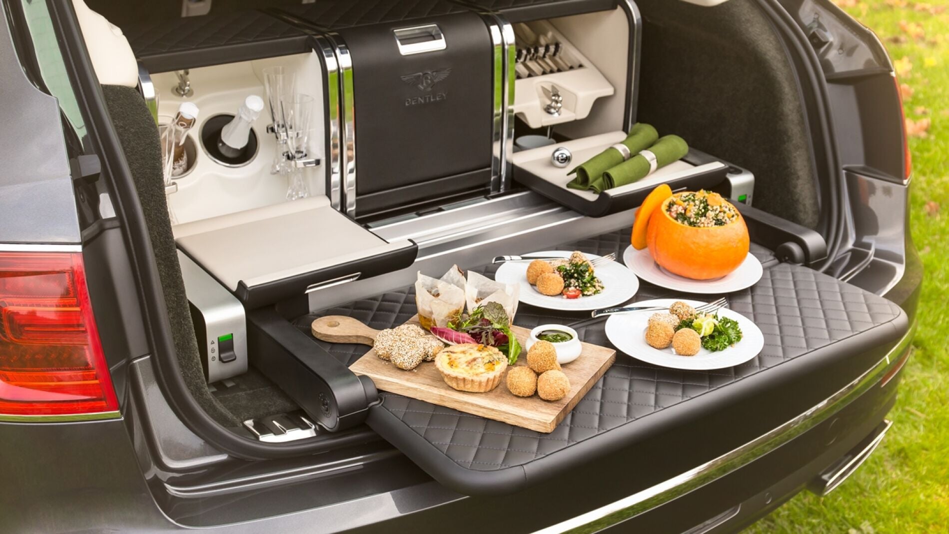 bentley-picnic-2016-01.jpg