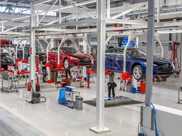 fabrica-tesla-motors-europa-2016-00.jpg fabrica-tesla-motors-europa-2016-00.jpg