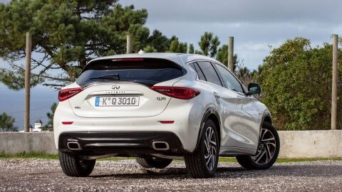 infiniti-q30-presentacion-3