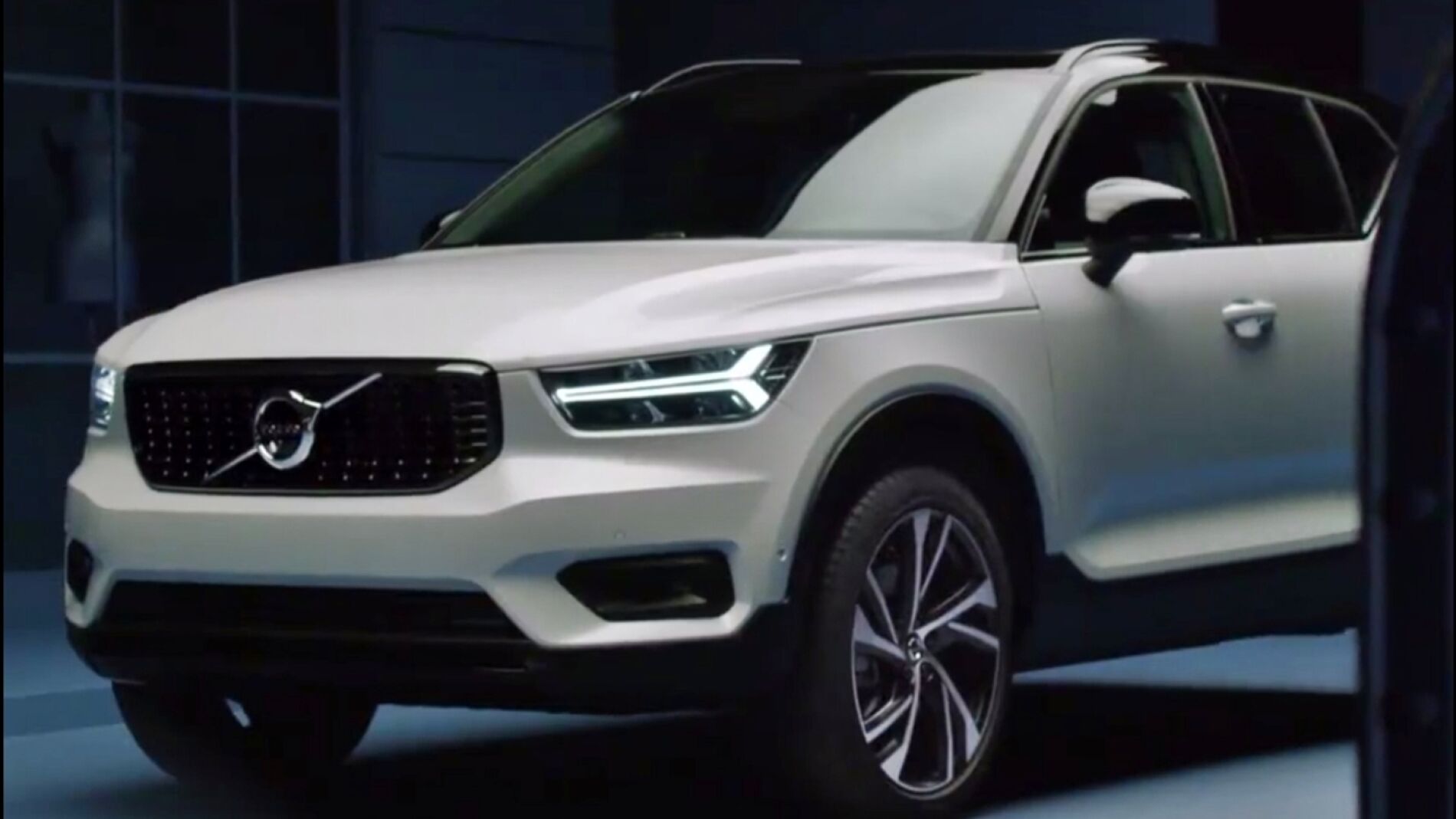 volvo-xc40-filtracion-0917-007.jpg